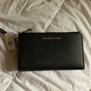 BRAND NEW Michael Kors black Wallet